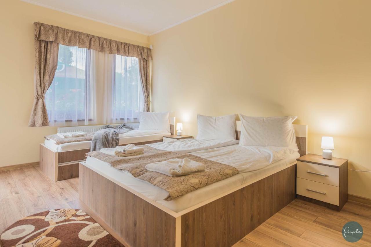 Farkas Panzio Bed & Breakfast Praid Exterior photo