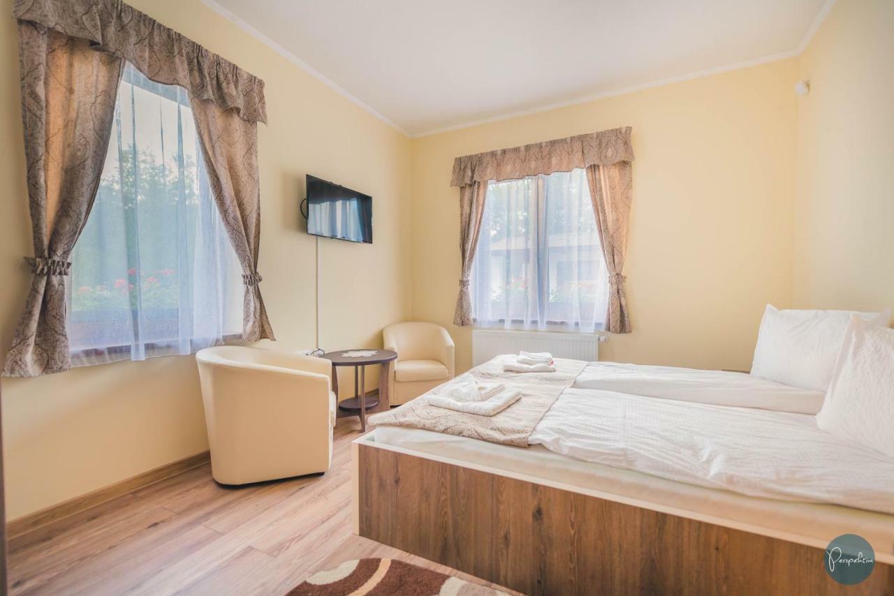 Farkas Panzio Bed & Breakfast Praid Exterior photo